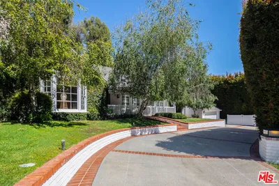 1134 San Ysidro Drive