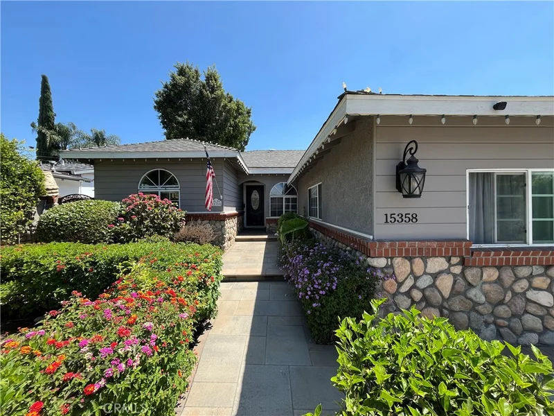 15358 Leadwell