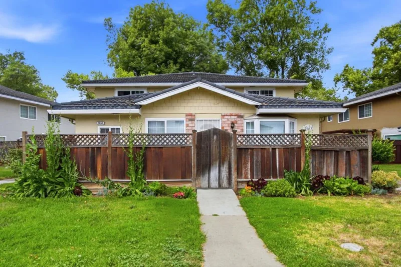 5663 Calmor Avenue 1, San Jose, CA 95123