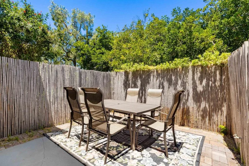 1645 Emerald 1D, San Diego, CA 92109