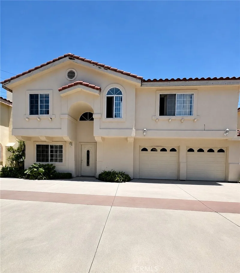 8419 1/2 2nd Street 2, Paramount, CA 90723