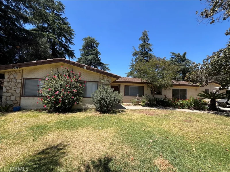38158 Cherry Valley
