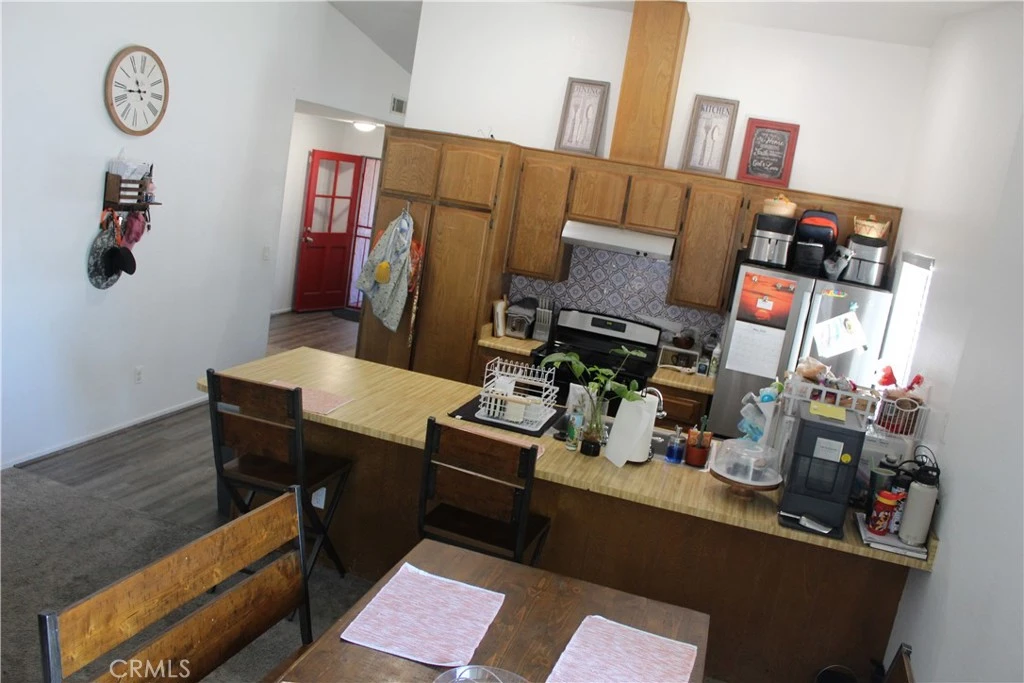 Interior 4