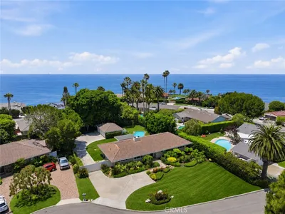 2205 Rocky Point