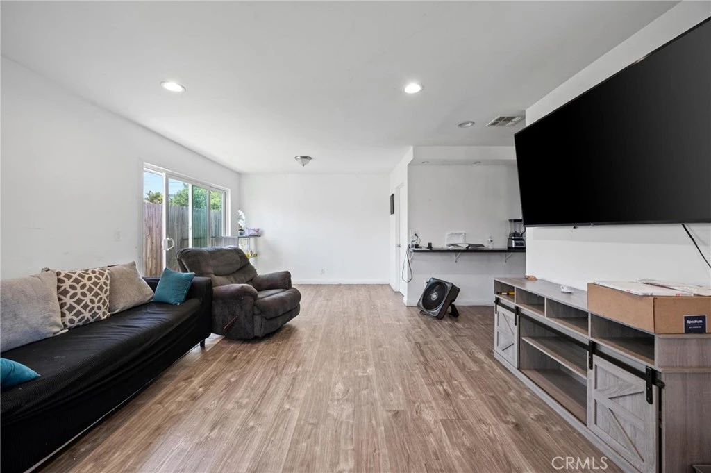 Interior 2