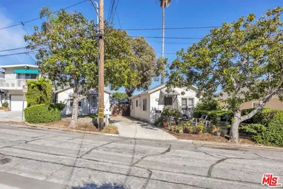 1226 Corona Street photo 2