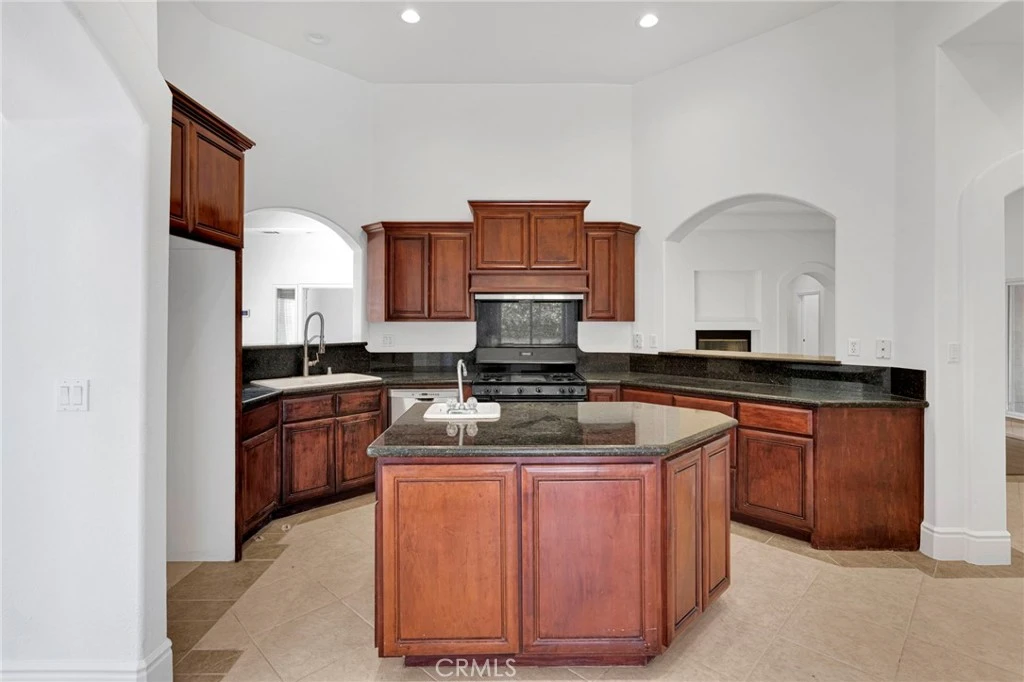 Photo 12 of 16233 Ridge View Drive