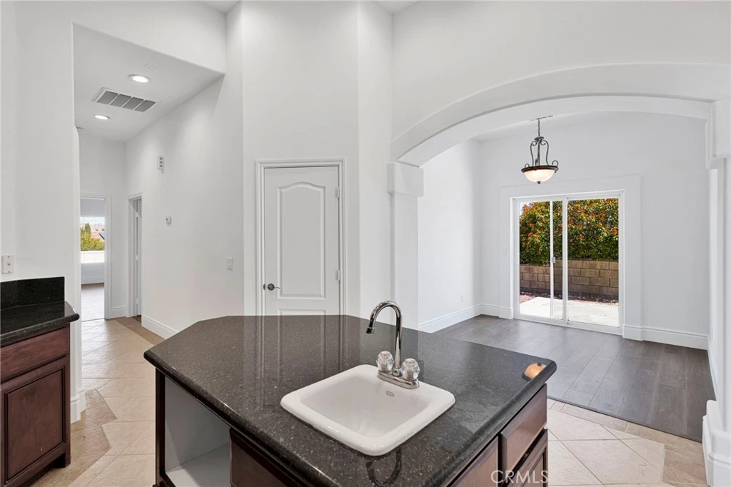 Photo 14 of 16233 Ridge View Drive