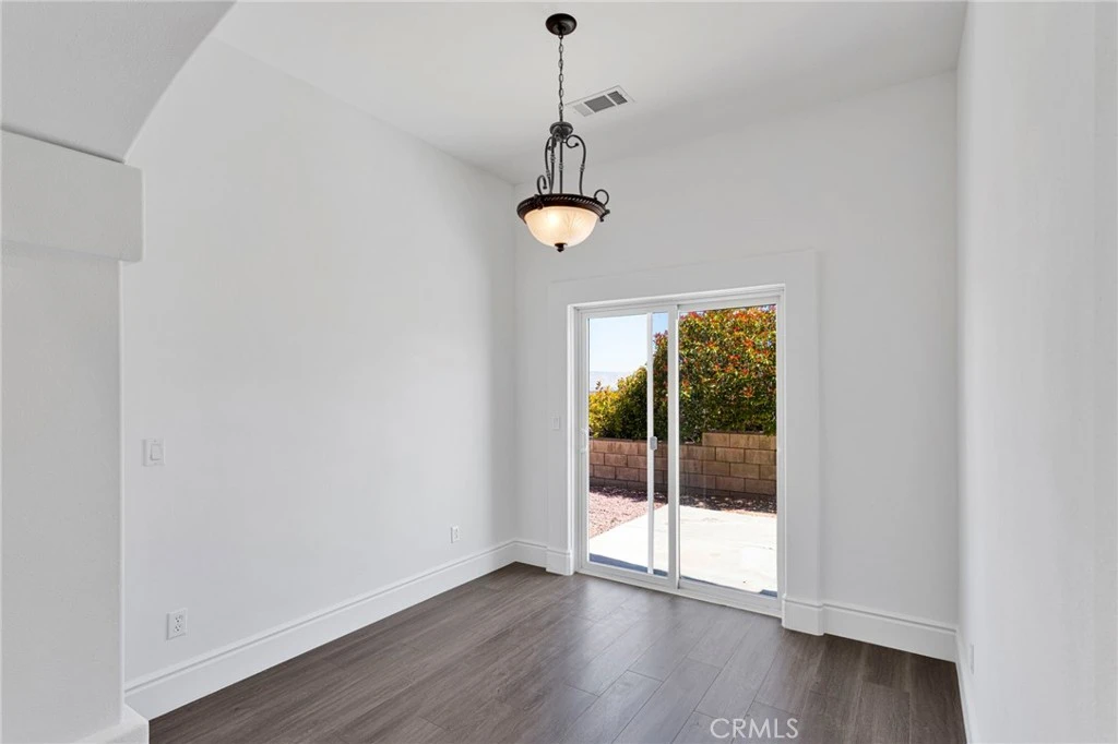 Photo 15 of 16233 Ridge View Drive