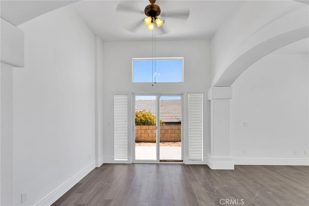 Photo 7 of 16233 Ridge View Drive