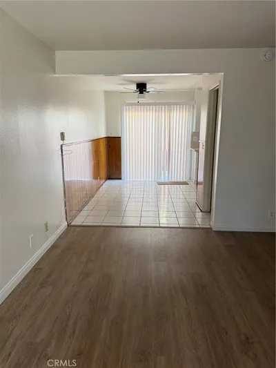 628 E Italia Street 3
