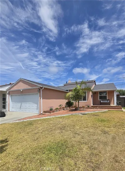 3219 Fairman photo 2