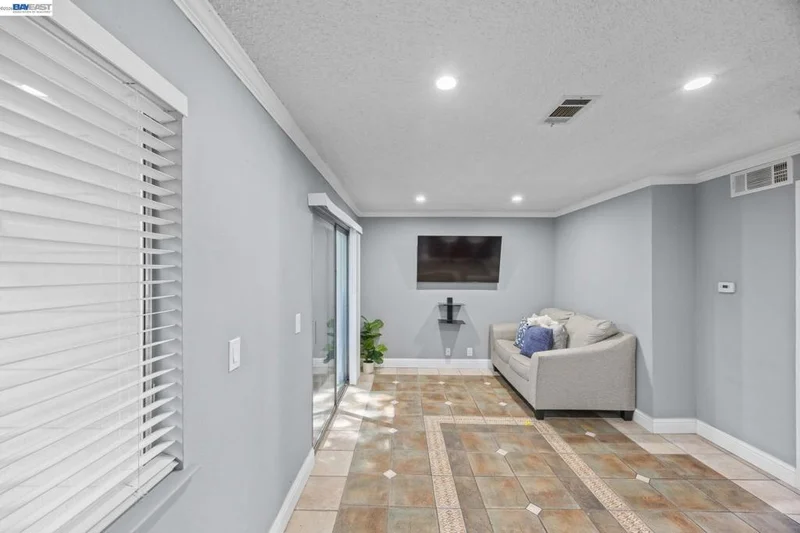 Photo 2 of 29627 Desert Oak Ct 26