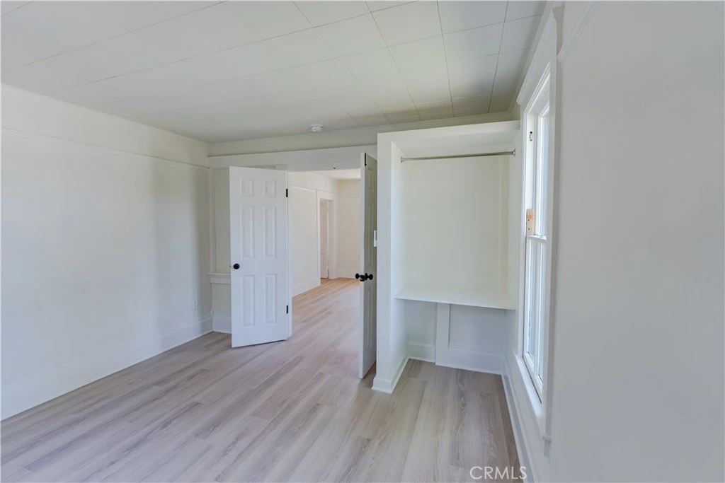 Interior 3