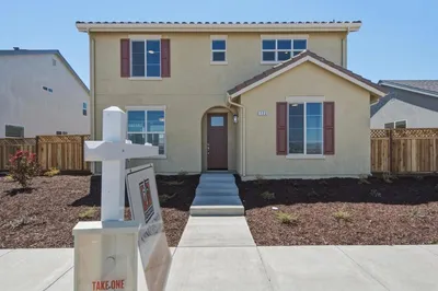 123 Carmona Drive