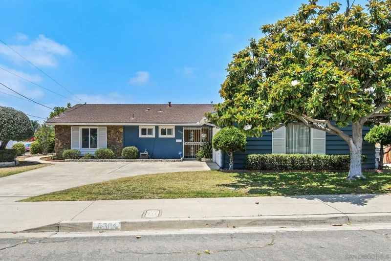 6304 Lake Lucerne, San Diego, CA 92119
