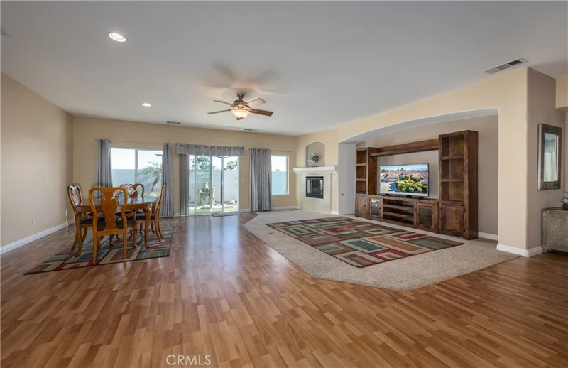 64243 Eagle Mountain Avenue photo 2