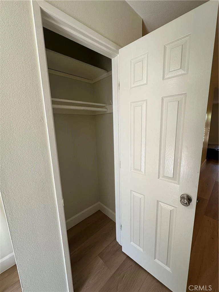 Interior 4