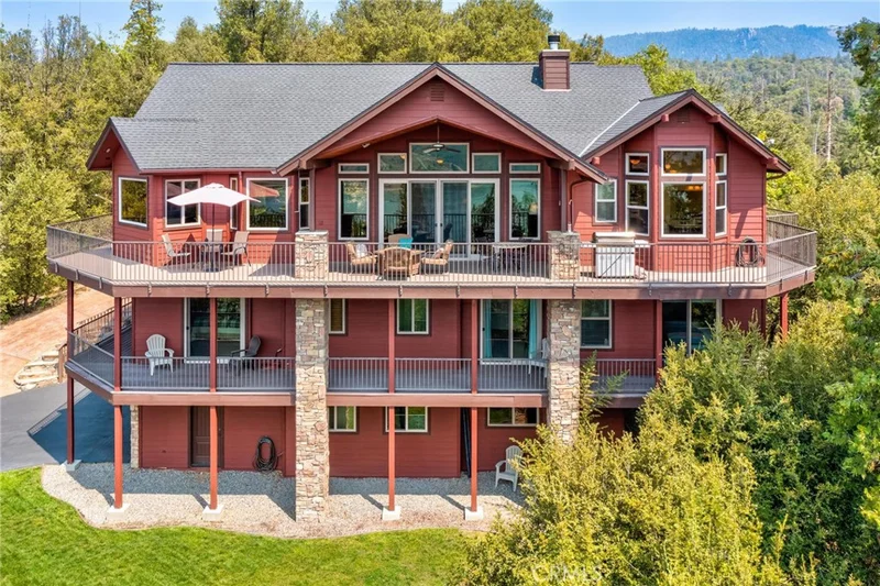 39828 Granite Ridge Lane, Bass Lake, CA 93604