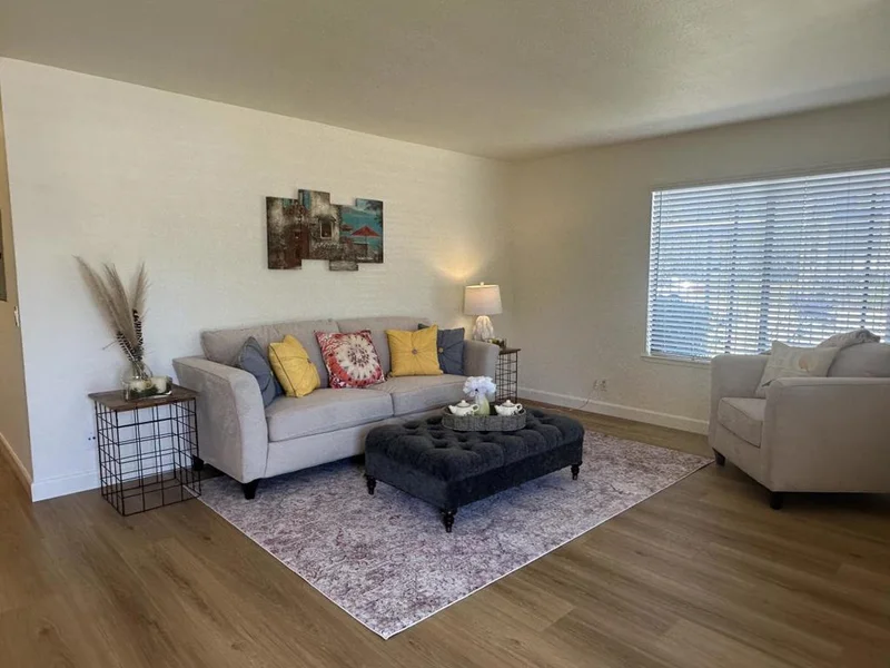 Photo 2 of 820 Casanova Avenue 61