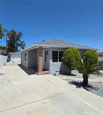 4494 Los Seranos Boulevard photo 2
