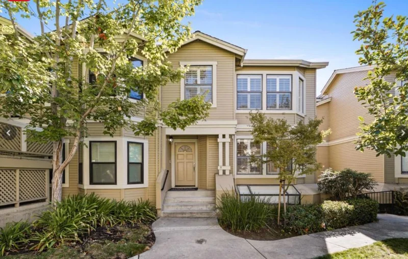 951 La Mesa Terrace A