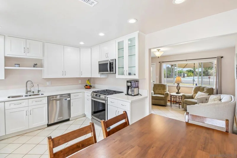 559 Silver Strand Blvd, Imperial Beach, CA 91932