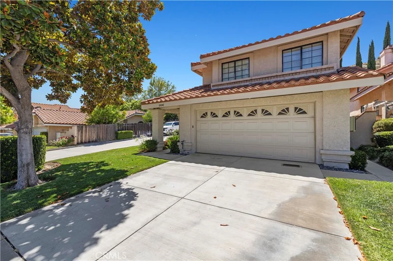 29065 Marilyn Dr photo 2