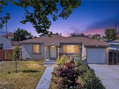 937 Fremont St