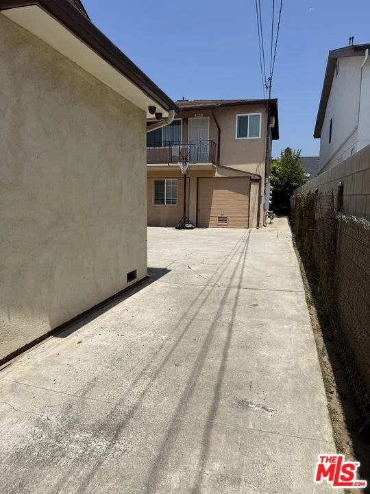 5315 Virginia Avenue photo 2