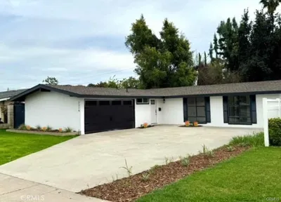 2324 W Palm Avenue