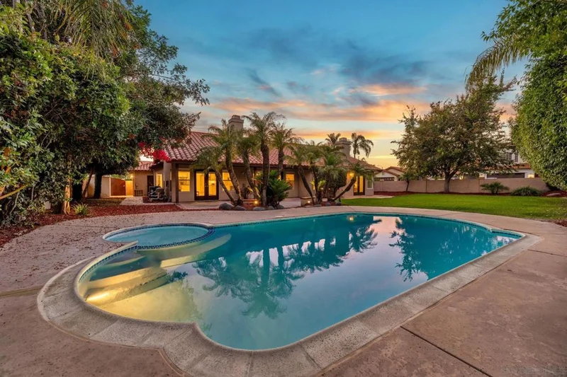 350 Crestview, Bonita, CA 91902