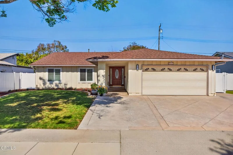 868 Duvall Avenue, Camarillo, CA 93010