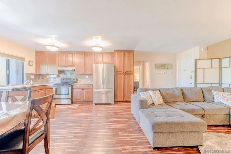 7835 Cowles Mountain Ct B6 photo 2
