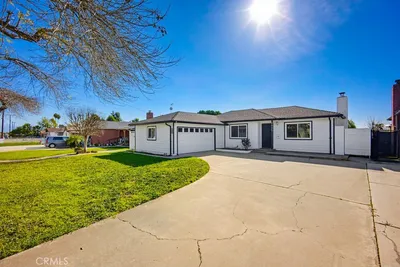 9805 Devon Street photo 2