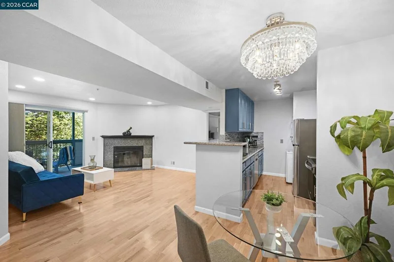 1410 Bel Air Dr 203