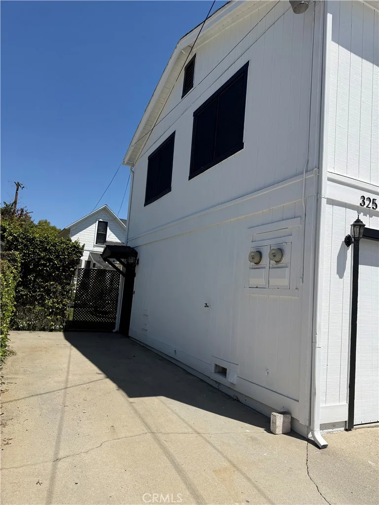 325 N Vermont