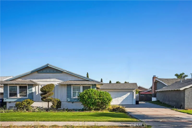7060 Santa Ana Circle, Buena Park, CA 90620