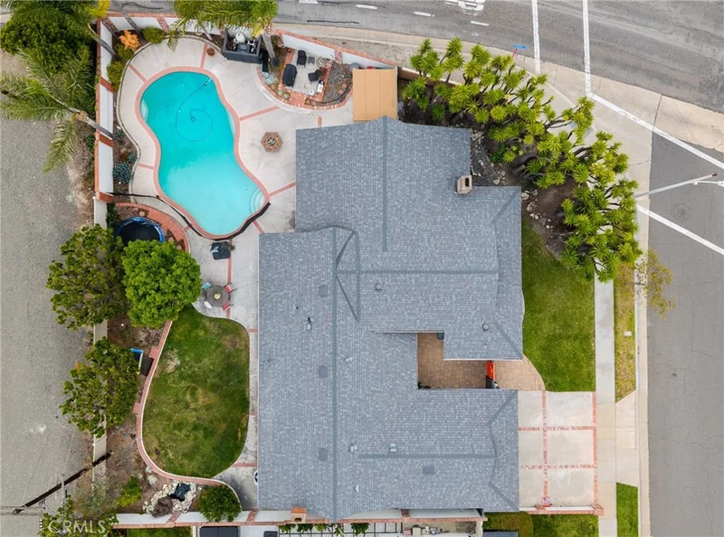 5471 Meadowlark Drive