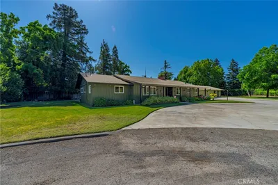 6090 Country Club Pl photo 2