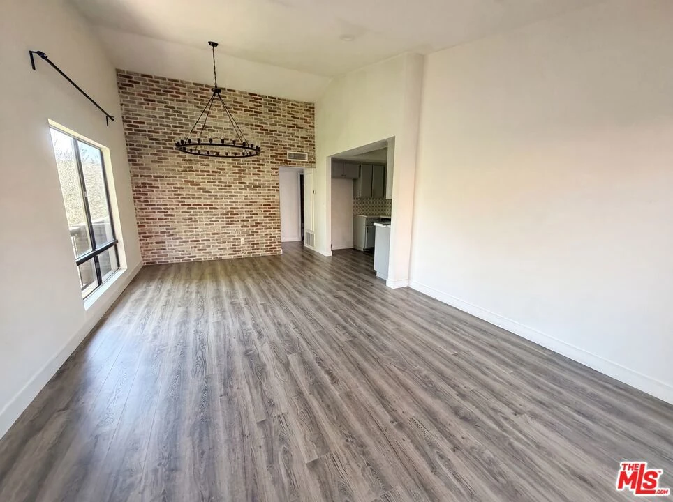 Interior 2
