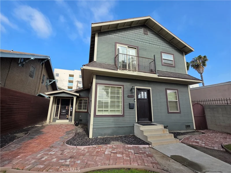 1411 Elm Avenue photo 2