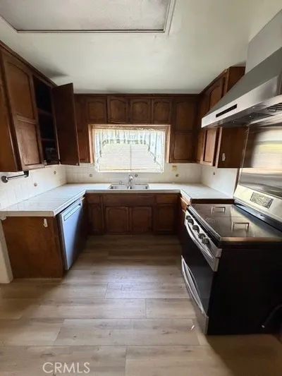 5243 Acacia Street photo 2