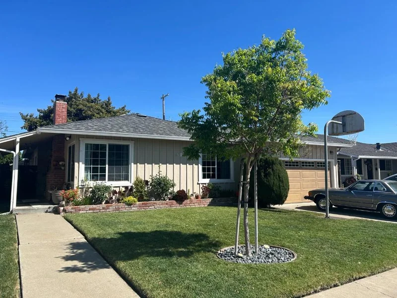 2983 Howell Avenue, Santa Clara, CA 95051