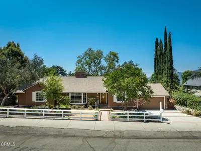 2338 Orange Cove Avenue