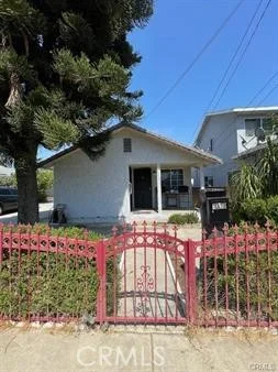 1319 Hollister, San Fernando, CA 91340