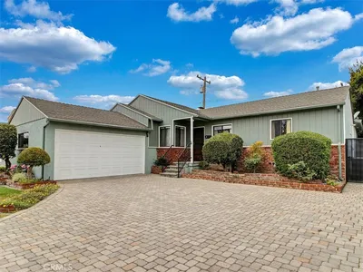 16613 Glenburn