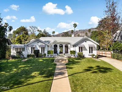 1275 New York Drive