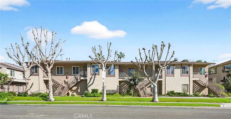 2324 Lillyvale Avenue 143, Los Angeles, CA 90032