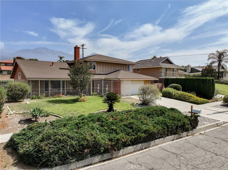 1007 W Notre Dame Street, Upland, CA 91786